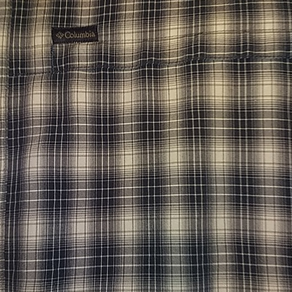 Columbia dress shirt. - Picture 3 of 9